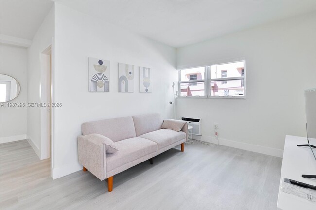 Photo - 1228 Pennsylvania Ave Unit 7