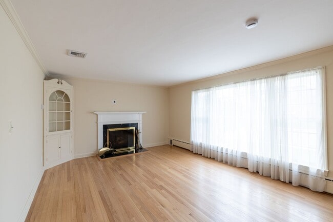 Photo - 42 Jefferson Ave