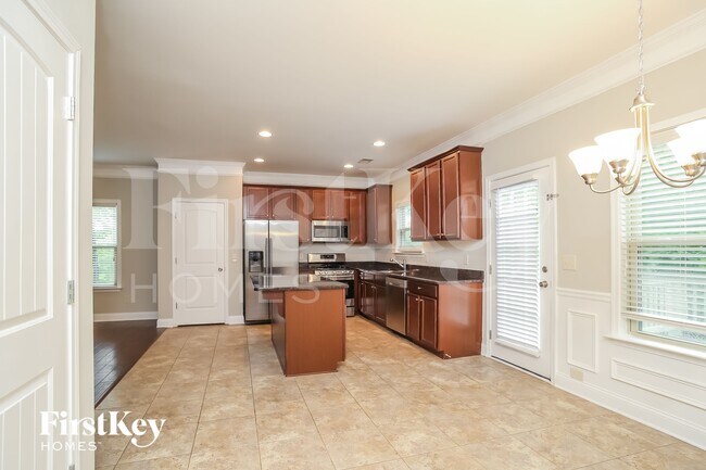 Photo - 218 Woods Cir