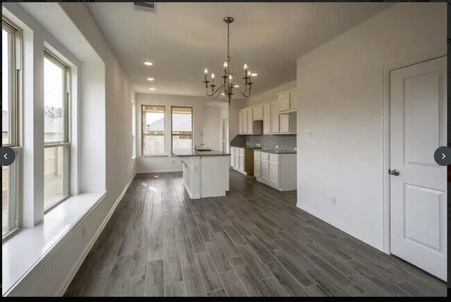 Photo - 137 Emory Birch