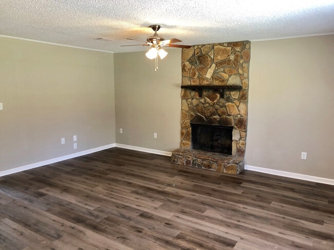 Photo - 3206 Kings View Ct