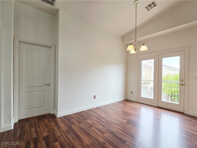 Photo - 9133 Goose Lake Way