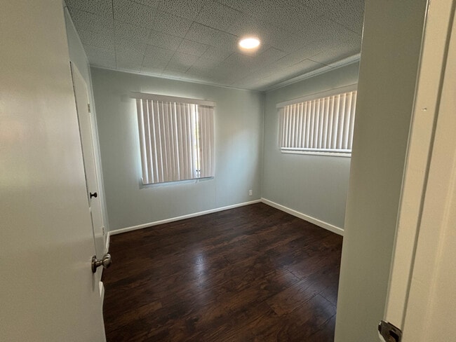 Photo - 10642 Artcraft Ave