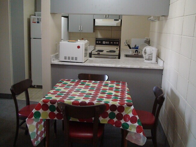 Cuisine - 30 Hickory St E Unité #207