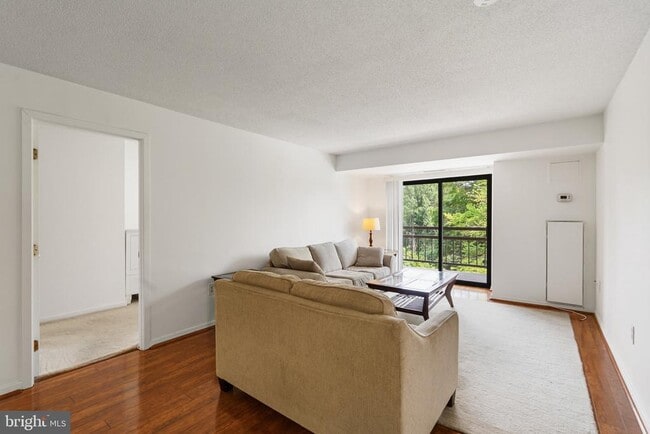 Photo - 2111 Wisconsin Ave NW Unit 203