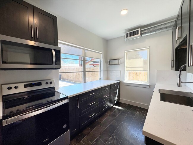 Photo - 1509 Holman St Unit 1