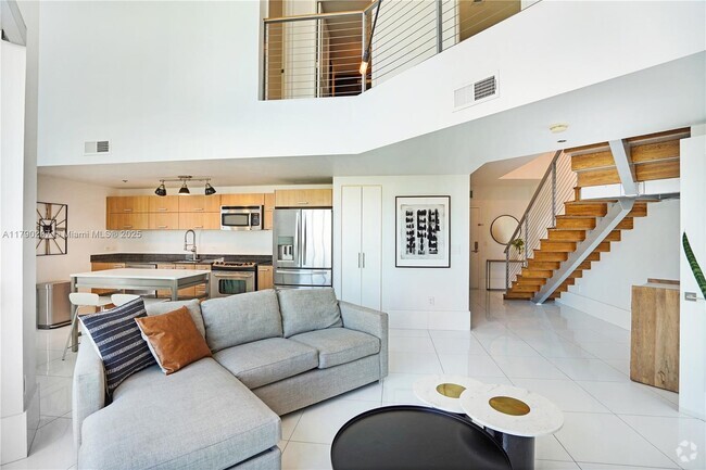 Building Photo - 350 S Miami Ave Rental