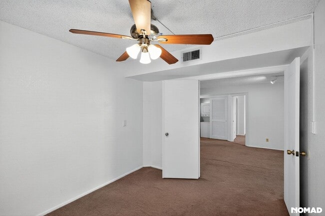 Photo - 1905 E University Dr