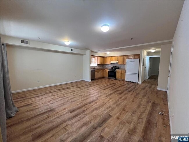 21-23 Norfolk Street Unit
