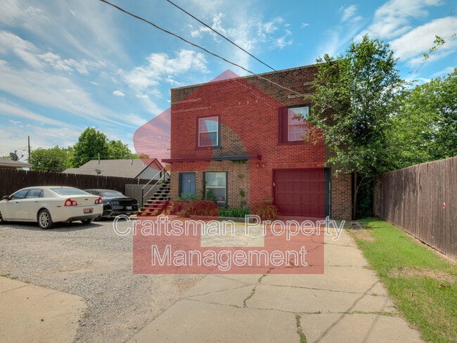 Building Photo - 704 NW 92nd St
