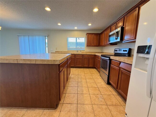 Photo - 246 Canna Dr