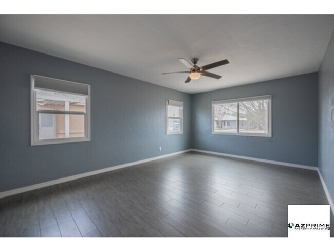 Photo - $500 OFF FIRST MONTH'S RENT MOVE IN SPECIA...