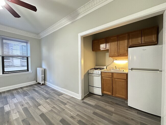 3824 N Fremont St Unit 012