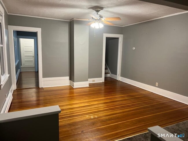 Photo - 10 Bank St Unit 10