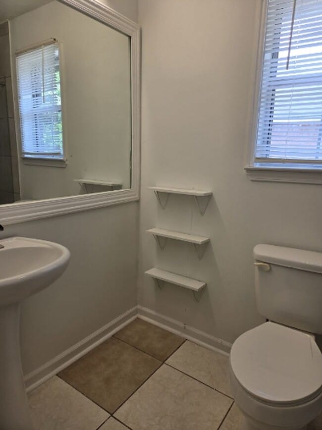 Photo - 4 bedroom beautiful home available now!