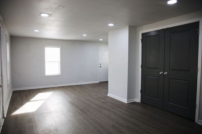 Photo - 2017 Central St NW Unit 1