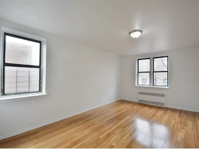 Photo - 2420 Morris Ave Unit 5J