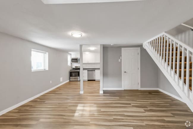 Building Photo - 1213 12th St Rental