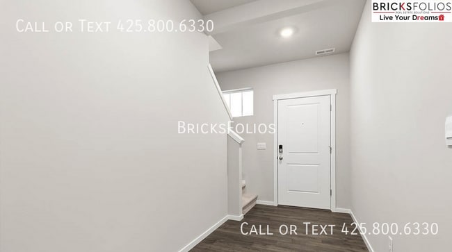 Photo - 18726 Lipoma Pl E