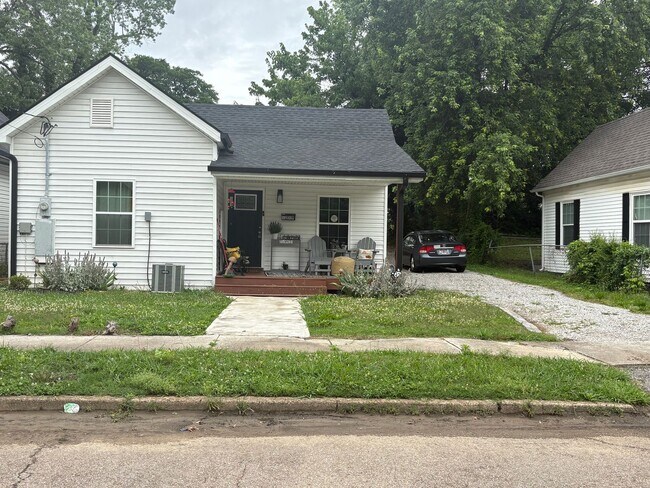 Photo - 3BR/2BA One-Level Home near Downtown