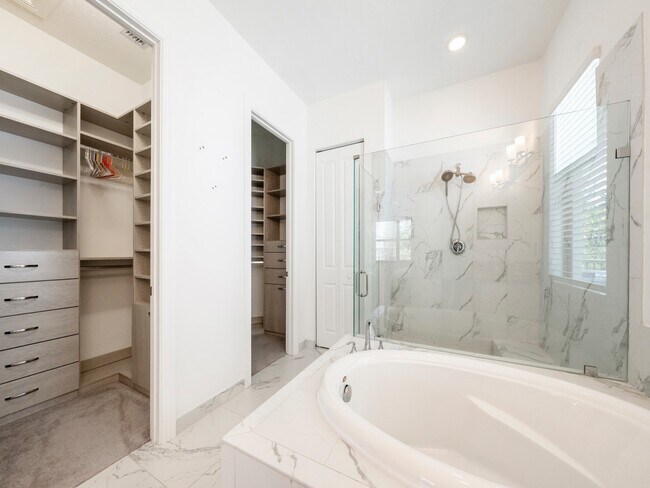 Photo - 11843 SW 13th Ct