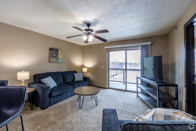 Villas at Canyon Creek Apartments