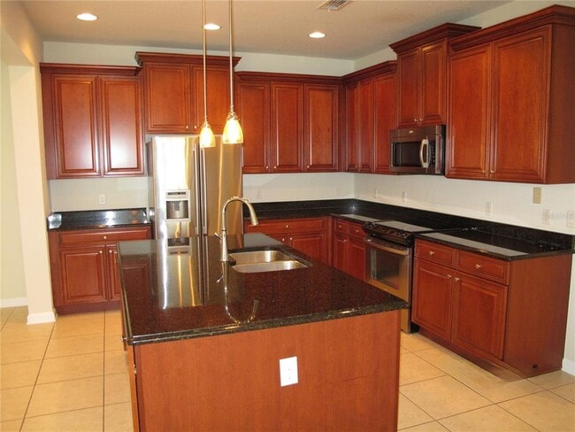 Photo - 7844 Brofield Ave