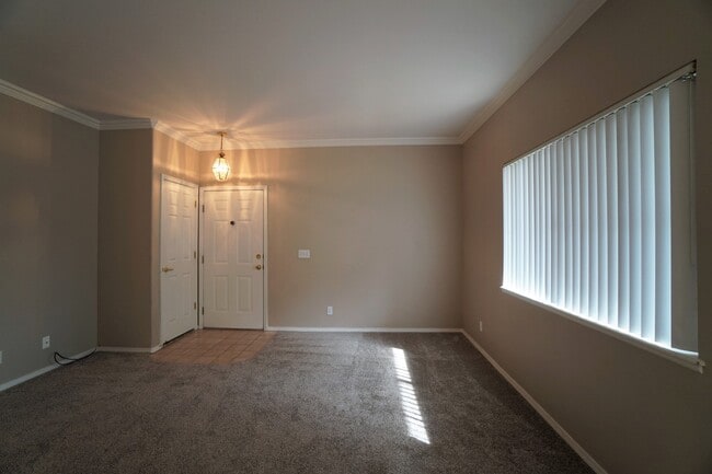 Photo - 3895 Strawberry Field Grove