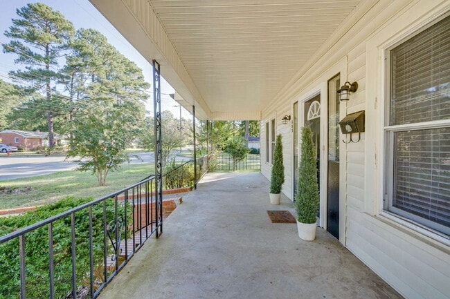 Photo - Three-Bed Home w/ Fenced in BackYard in the Heart of Durham