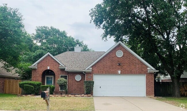 Building Photo - 6330 Diamond Rock Dr Rental