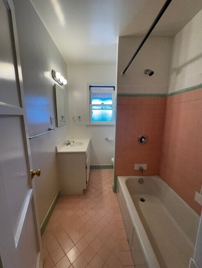 Photo - 4045 E 8th St