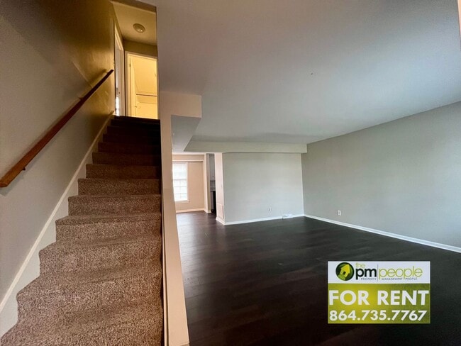 Photo - Excellent Location! 4/2.5 Townhome Available!