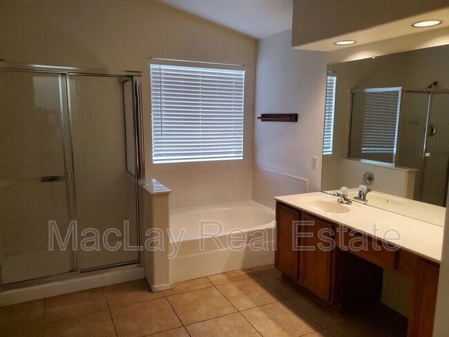 Photo - 510 W Sereno Dr