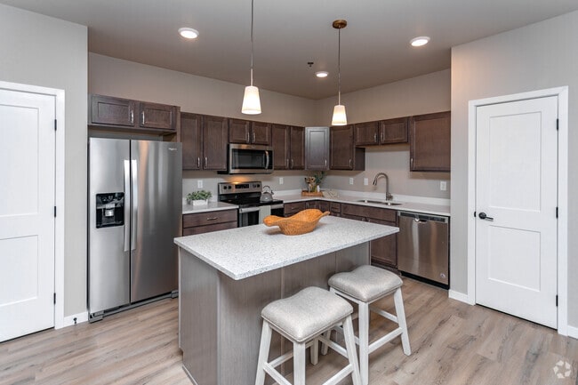 1BR, 1BA, Den - 950SF