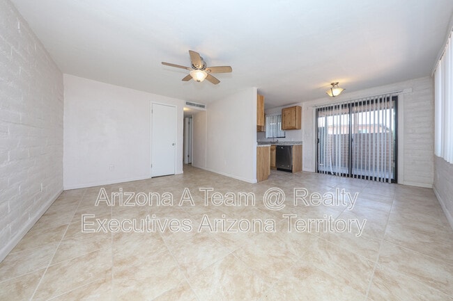 Building Photo - 3932 N Park Ave Rental