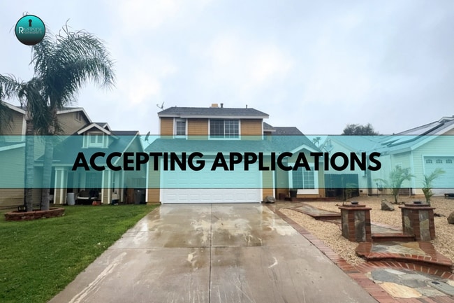 Building Photo - Remodeled Moreno Valley home is like new!!!