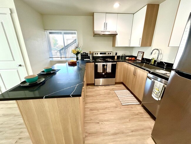 Photo - Kamden Place: Leasing Specials! Balconies,...