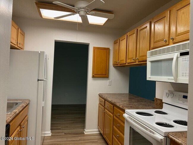 Photo - 222 Heritage Rd Unit 307