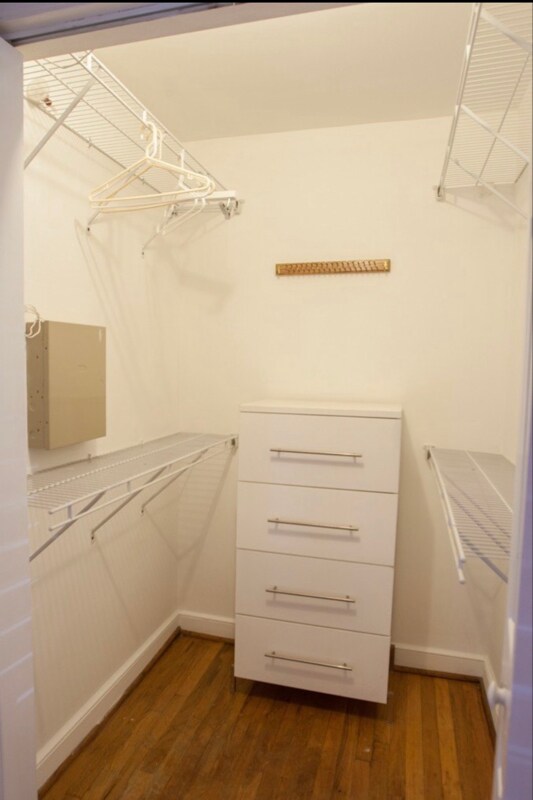 Photo - 1915 Walker Ave