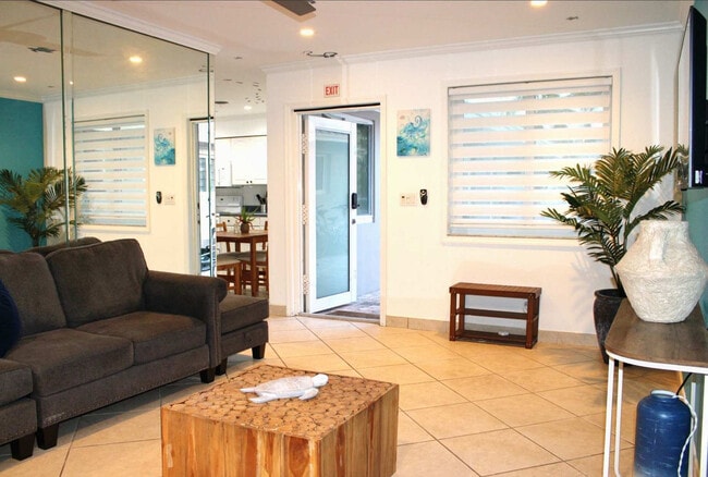 Photo - 330 Grant St Unidad SI FL1-ID1077063P