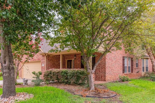 Photo - 2212 Bayou Ct