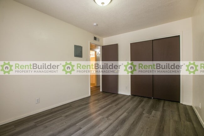 Photo - 12124 Menaul Blvd NE Unit C