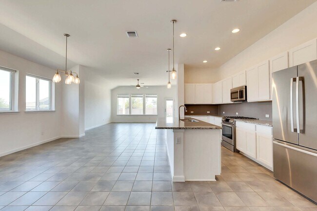 Photo - 133 James Rose Ln