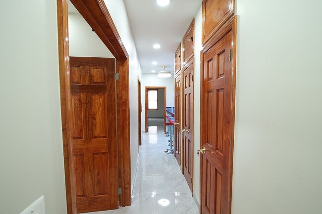 Photo - 1711 Davidson Ave