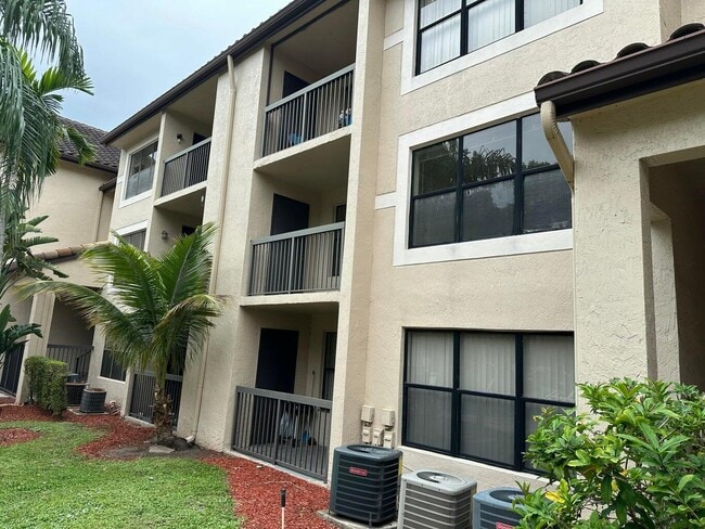 Building Photo - 4261 W McNab Rd Unit 21 Rental