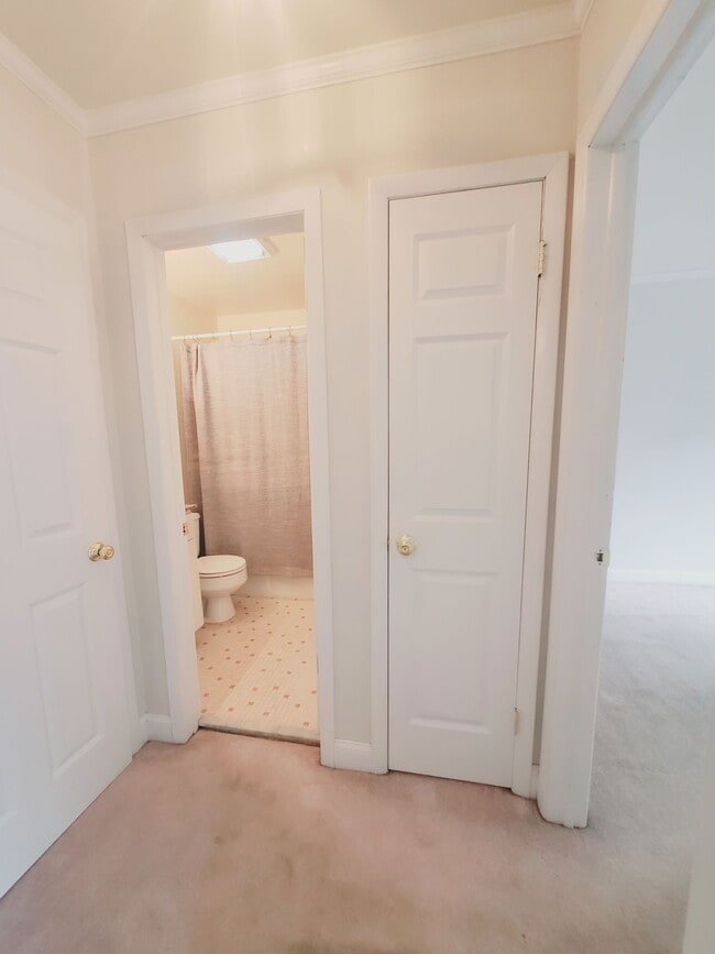 Photo - 27 Oak St Unit 11