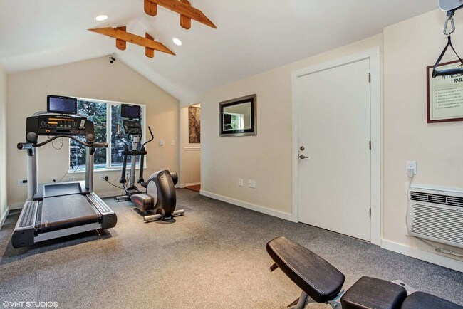 Photo - Maybeck at the Bend Apartments