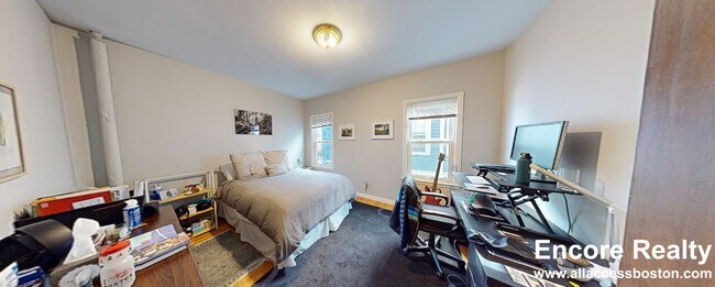 23 Tufts St Unit 2