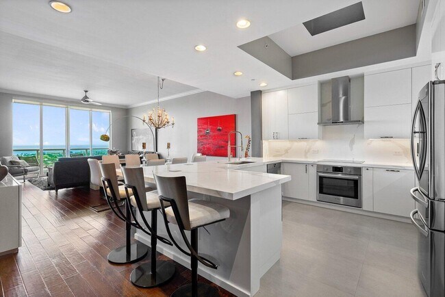 Photo - 2640 Lake Shore Dr Unit 2609