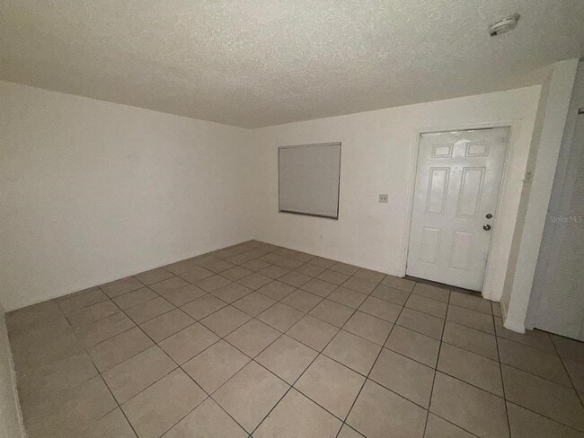 Photo - 719 Michigan Ct Unit 3